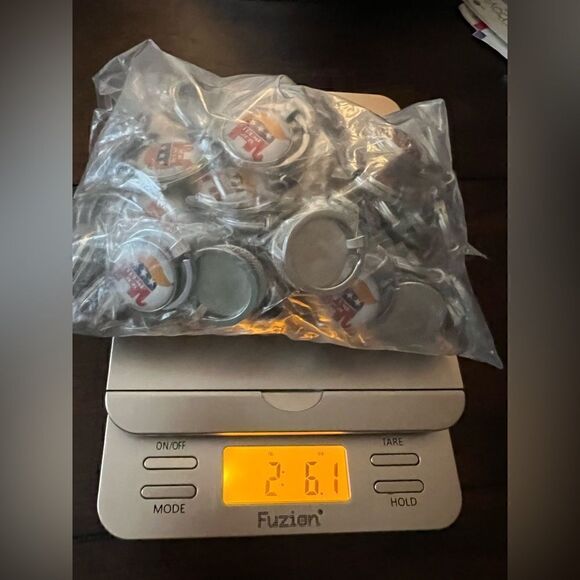 Reseller Bundle! Over 2.6 lbs TRUMP 2020 Collectible Keychains! Give as gifts! - Picture 7 of 9
